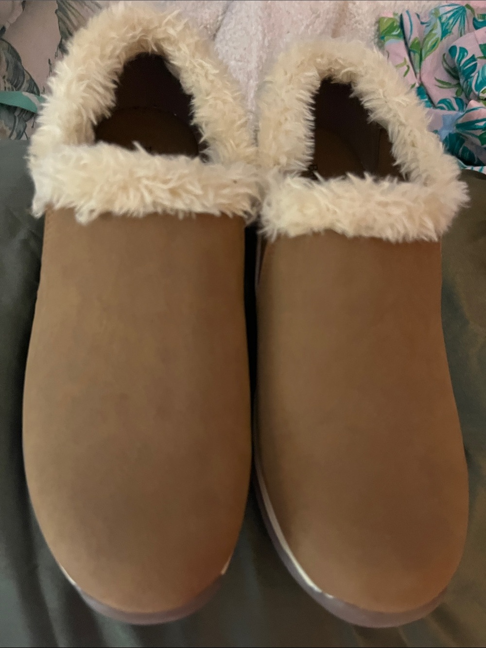 BareTraps Brown Slip-On Slippers with Cream Faux-Fur Trim